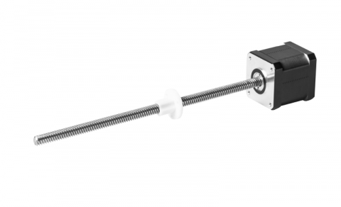 Ein Schrittmotor mit angebrachter Gewindespindel und einer weißen Kunststoffmutter auf weißem Hintergrund.